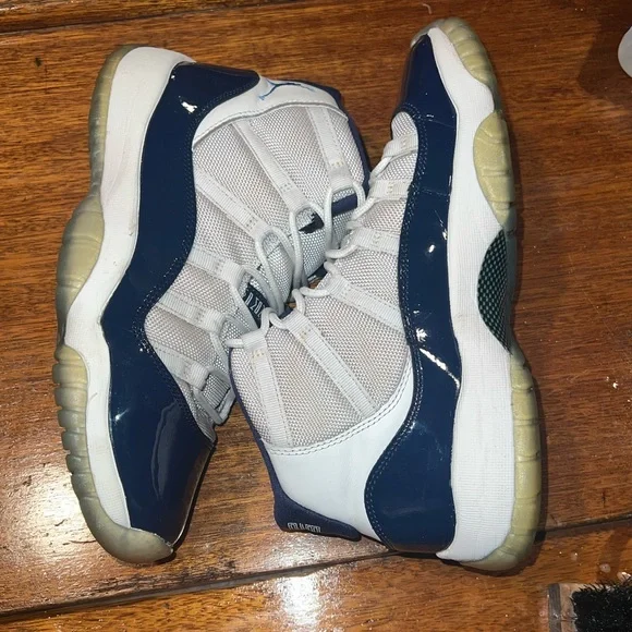 Jordan 11 Retro “Win like 82” 7 Youth